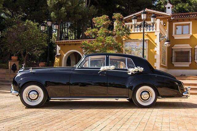 Rolls Royce negro clásico para bodas