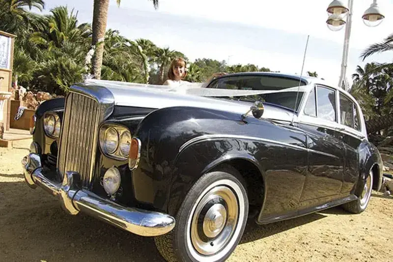 Detalle exterior del Bentley S3 clásico