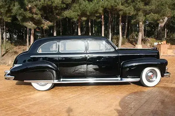 Cadillac Deville Sedán 1947 para bodas y eventos en Valencia