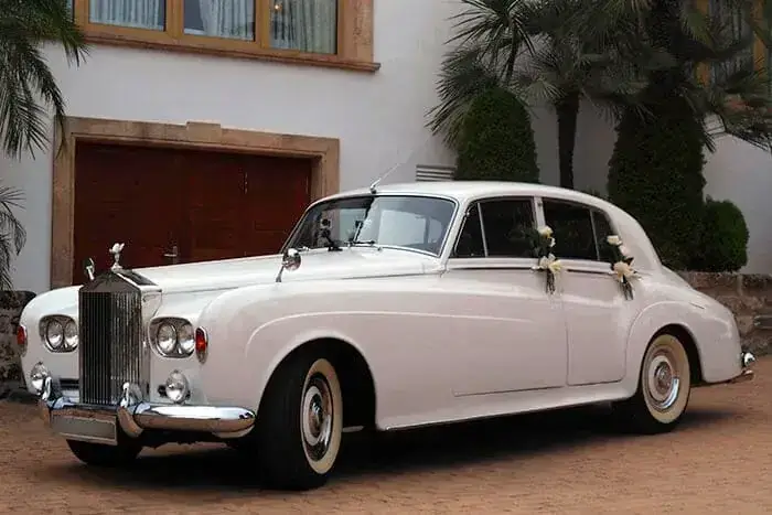 Rolls Royce blanco Silver Cloud 1964 para bodas y eventos en Valencia
