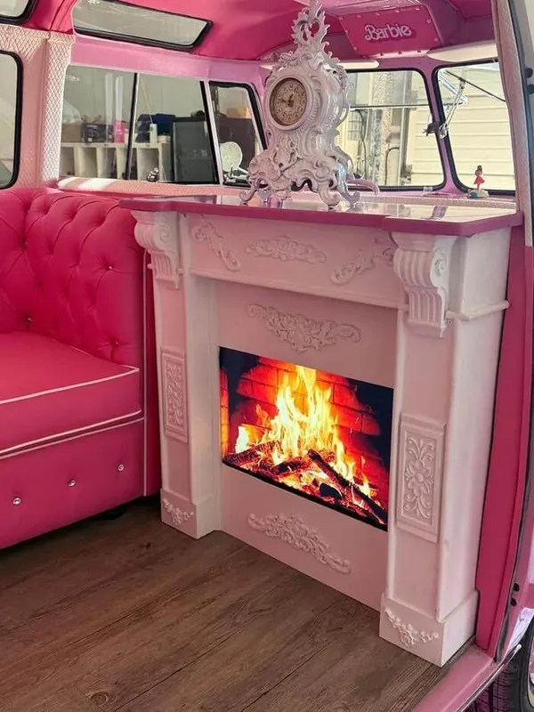 Interior de limusina rosa Barbie 6 plazas con iluminación y decoración personalizada