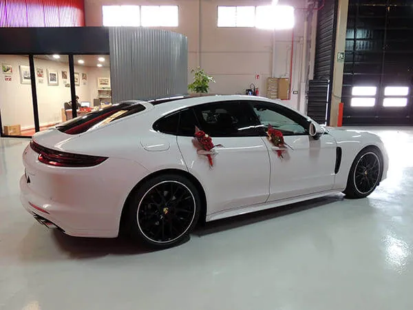 Porsche Panamera blanco para novios