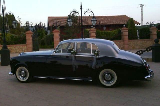 Alquiler de Rolls Royce Silver Cloud III 1963 para novios