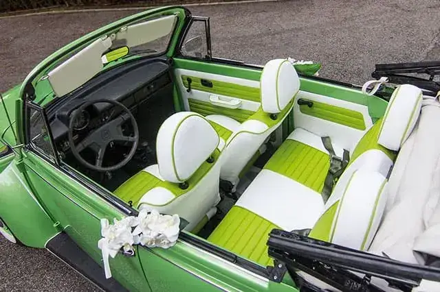 Volkswagen Beetle descapotable clásico para bodas en Valencia